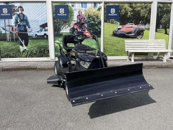 Pro155_98S-Winter-MOWSTAR24 BLACK EDITION® PRO 155/98 SD Rasentraktor